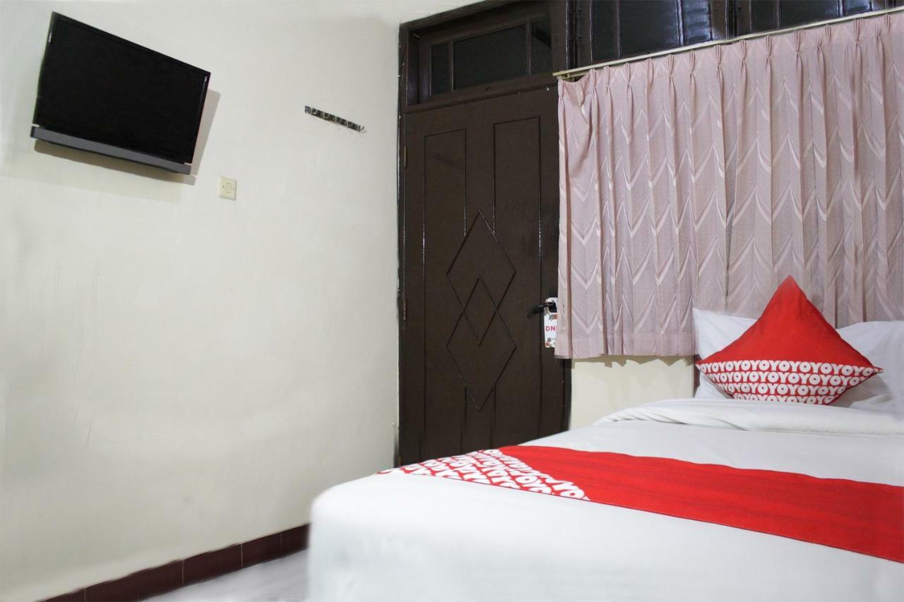 Vaccinated Staff - Oyo 181 Wisma Bintang Dżakarta Zewnętrze zdjęcie